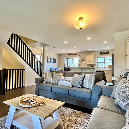 Perfect Base Invermere 3Bd Townhouse Mt Views With Garage Buitenkant foto